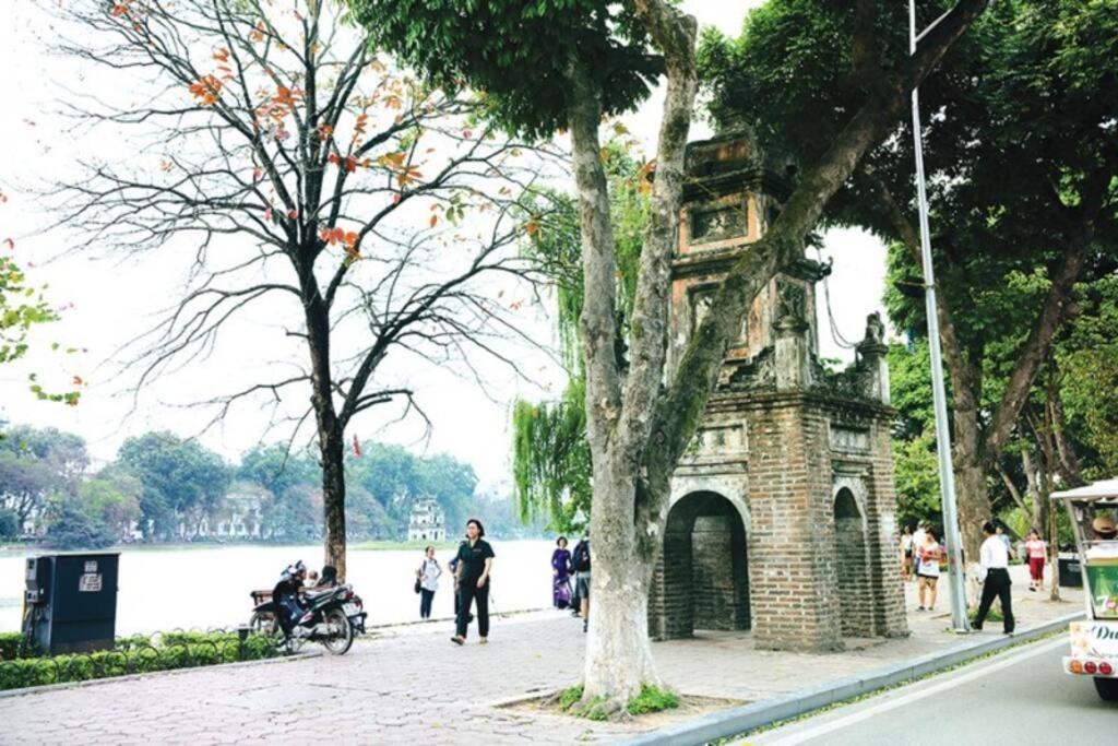 Old Quarter Autumn Hanoi Bagian luar foto